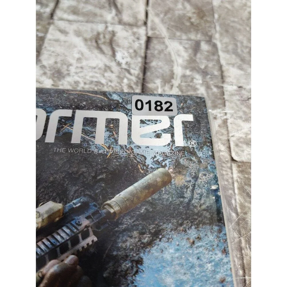 Lot Of 4 Game Informer Magazine Issues 318, 319, 320, 321